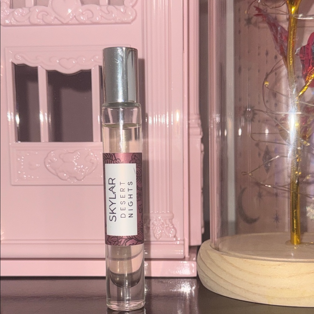 Skylar Desert Nights Roller Perfume - Rare 💗